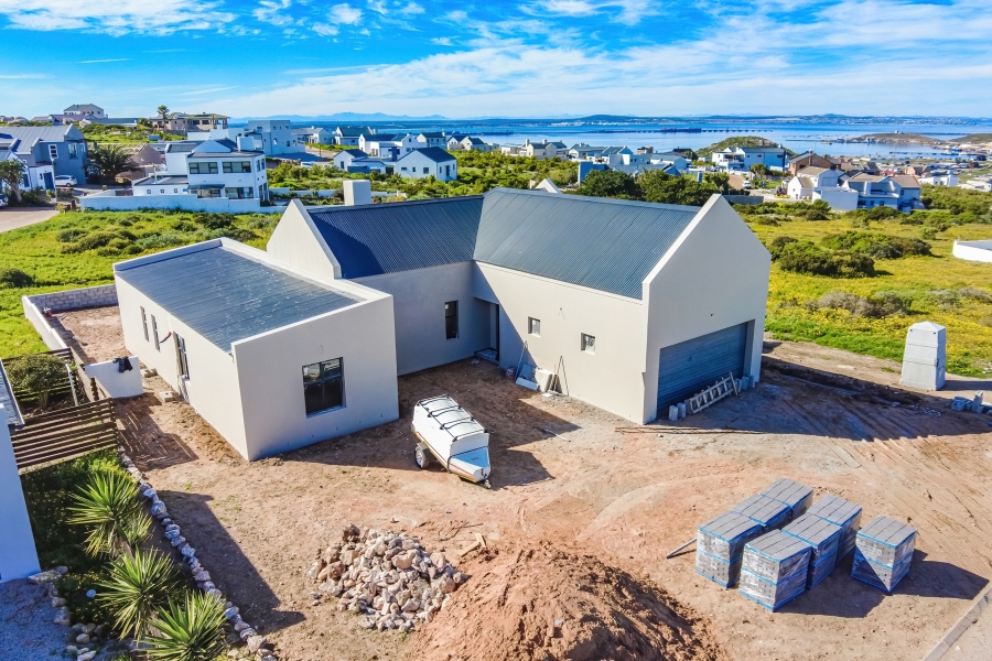 3 Bedroom Property for Sale in Hoogland Western Cape